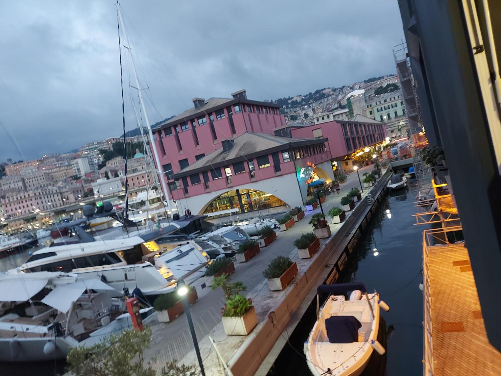 Appartamento Sul Mare Kate Genoa Exterior photo
